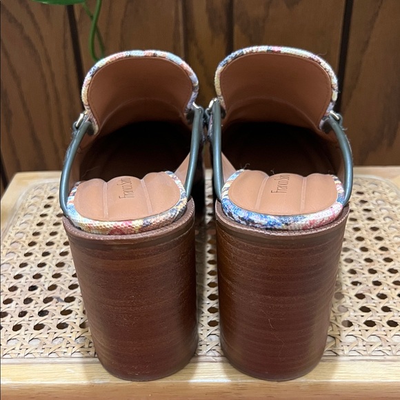 Floral Women's Clogs - Picture 2 of 5